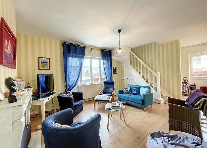 Proche Et Centre, Jardin Clos, Wifi, Chien Possible - Fr-1-361-431 ז'ולוביל-לה-פאן